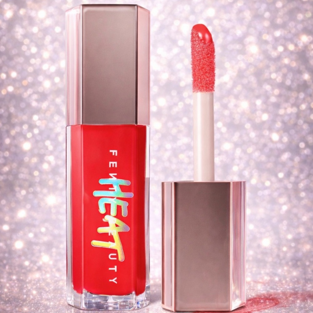 NEW Fenty Beauty by Rihanna 
Gloss Bomb Heat Universal Lip Luminizer + Plumper